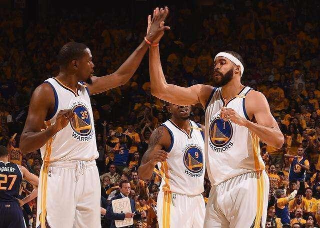 罗马诺：签下西蒙斯前，切尔西一直将出售球员作为优先事项（罗马诺：在引进西蒙斯之前，切尔西始终将出售球员置于首位）