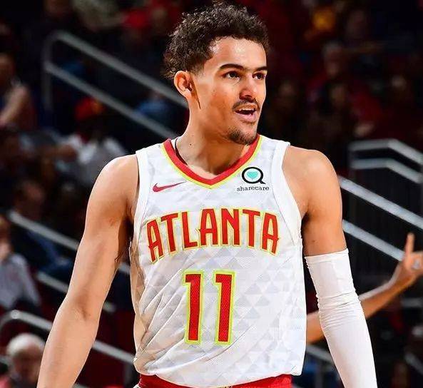 勇士有无库里的数据对比：进攻效率暴跌8.5，命中率严重下滑（库里在与不在的差异：勇士进攻效率下降8.5分，投篮命中率大幅下滑）