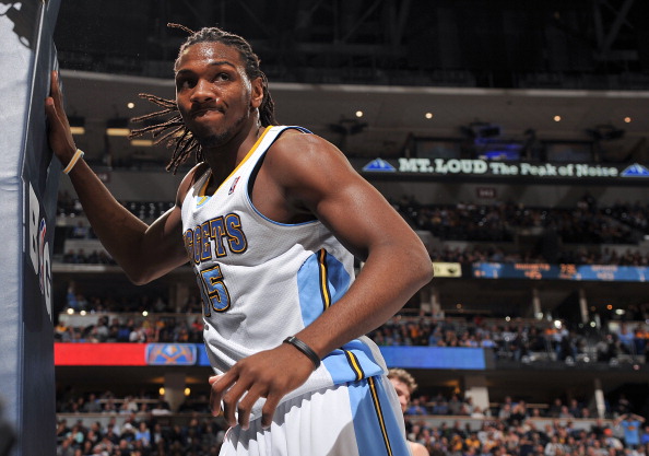 律师张冰：河南队拒不履行仲裁结果，涉及金额约77.83万元（张冰律师称河南队未执行仲裁裁决，涉款约77.83万元）