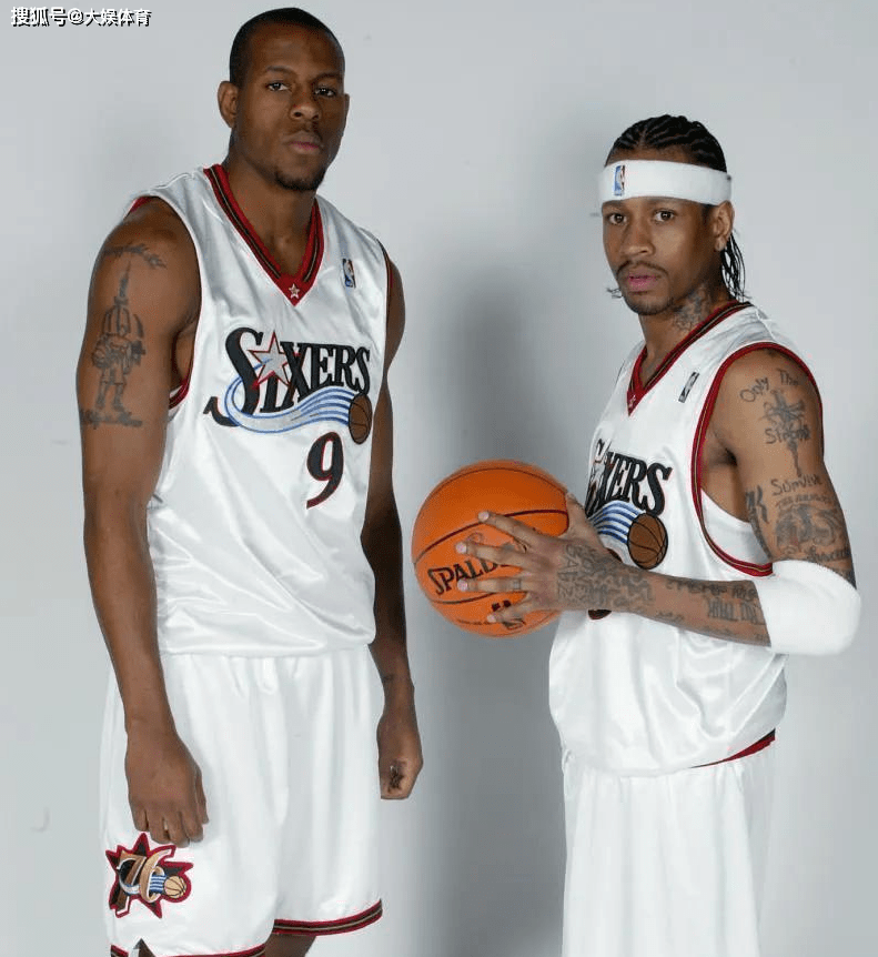 科曼：拜仁和巴黎是我最支持的球队，更支持拜仁一点（科曼：我最支持的球队是拜仁和巴黎，但更偏向拜仁一些）