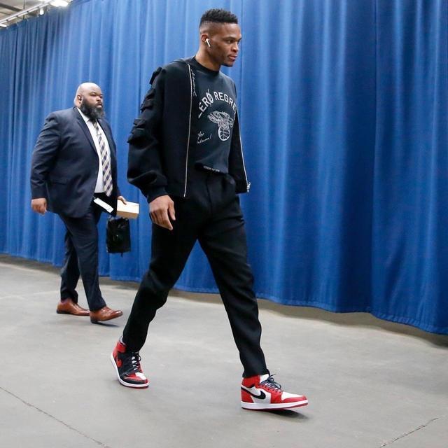 于根伟：目前并没有接触明天；下赛季的预算还跟这两年一样（于根伟称尚未接触明天，下赛季预算延续近两年水平）