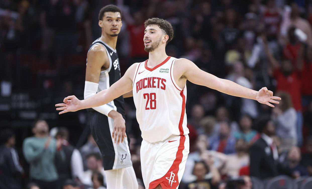 博洛尼亚2-0那不勒斯，达林加破僵，卢库米锁定胜局（博洛尼亚2比0击退那不勒斯，达林加先拔头筹、卢库米终结悬念）