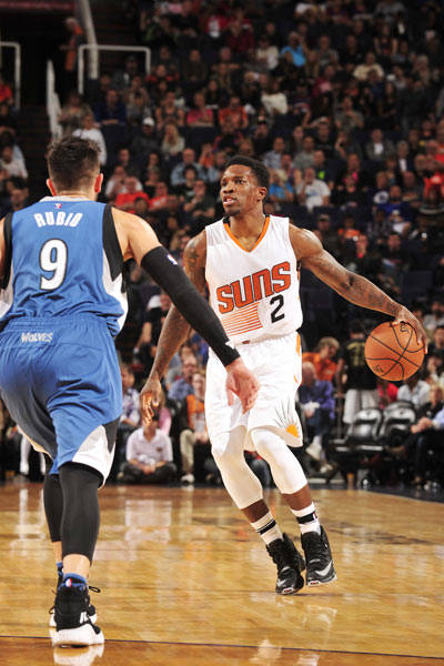 浓眉砍29分8篮板，昨日对阵雷霆仅得2分，独行侠轻取火箭（独行侠轻松击败火箭，浓眉反弹砍下29分8篮板，前一日对雷霆仅得2分）